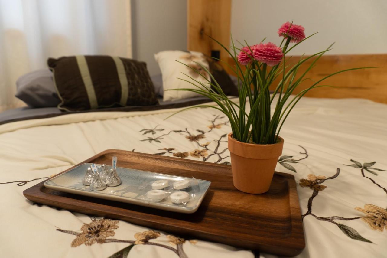 Trinity Escapes - Two Bedroom Two Bathroom Full Apartment Near Airport Anchorage Exteriör bild